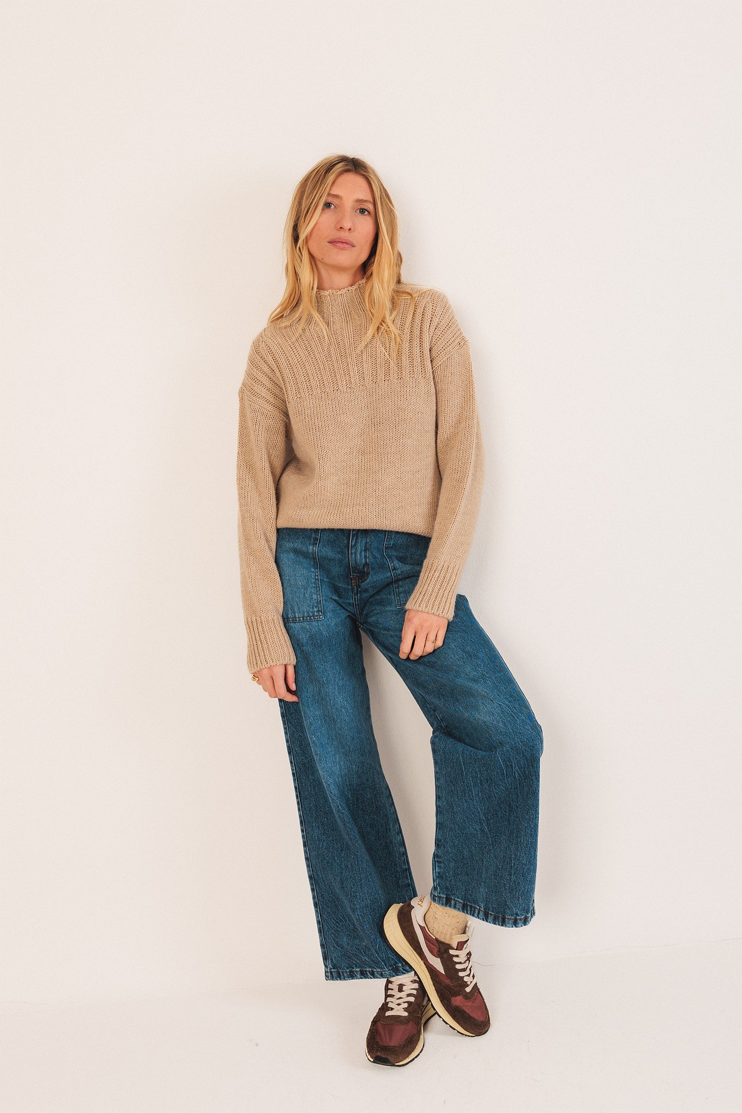 TURTLENECK SWEATER