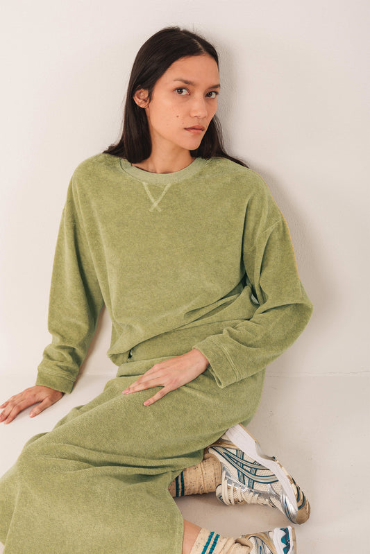 LARA TERRY SWEATSHIRT