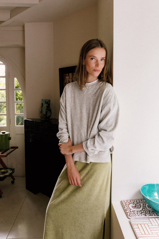 LARA TERRY SWEATSHIRT