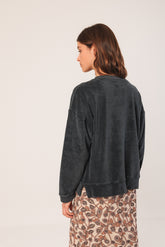 LARA TERRY SWEATSHIRT