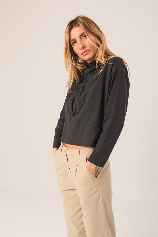 RIBBED COLLAR T-SHIRT 1
