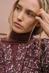 FITTED RIBBED T-SHIRT