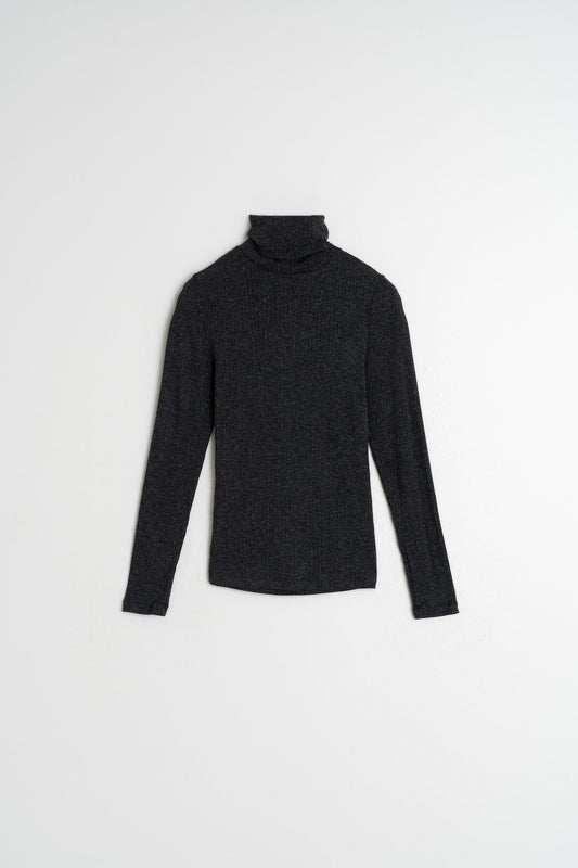 FITTED RIBBED T-SHIRT