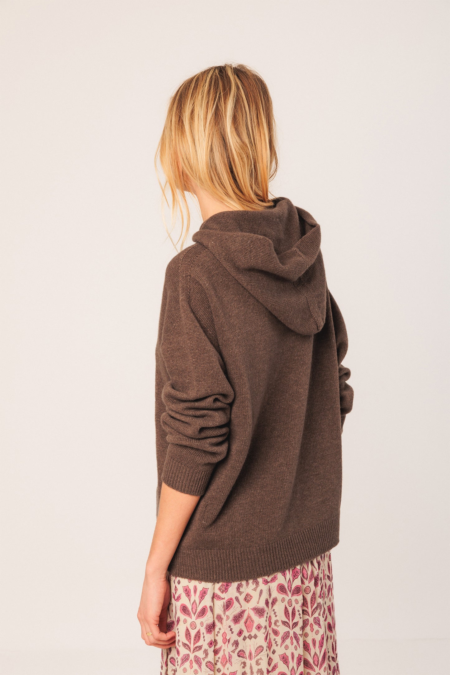 SPORT KNIT SWEATER