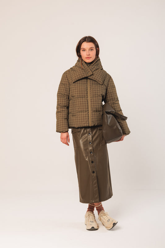 SHORT CHECKERED DOWN COAT