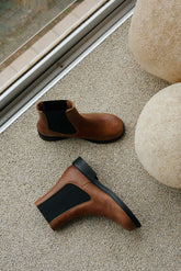 [CL] CHELSEA LEATHER BOOT