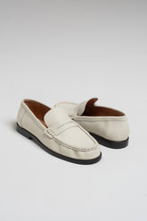 [CL] COWHIDE LEATHER MOCCASIN