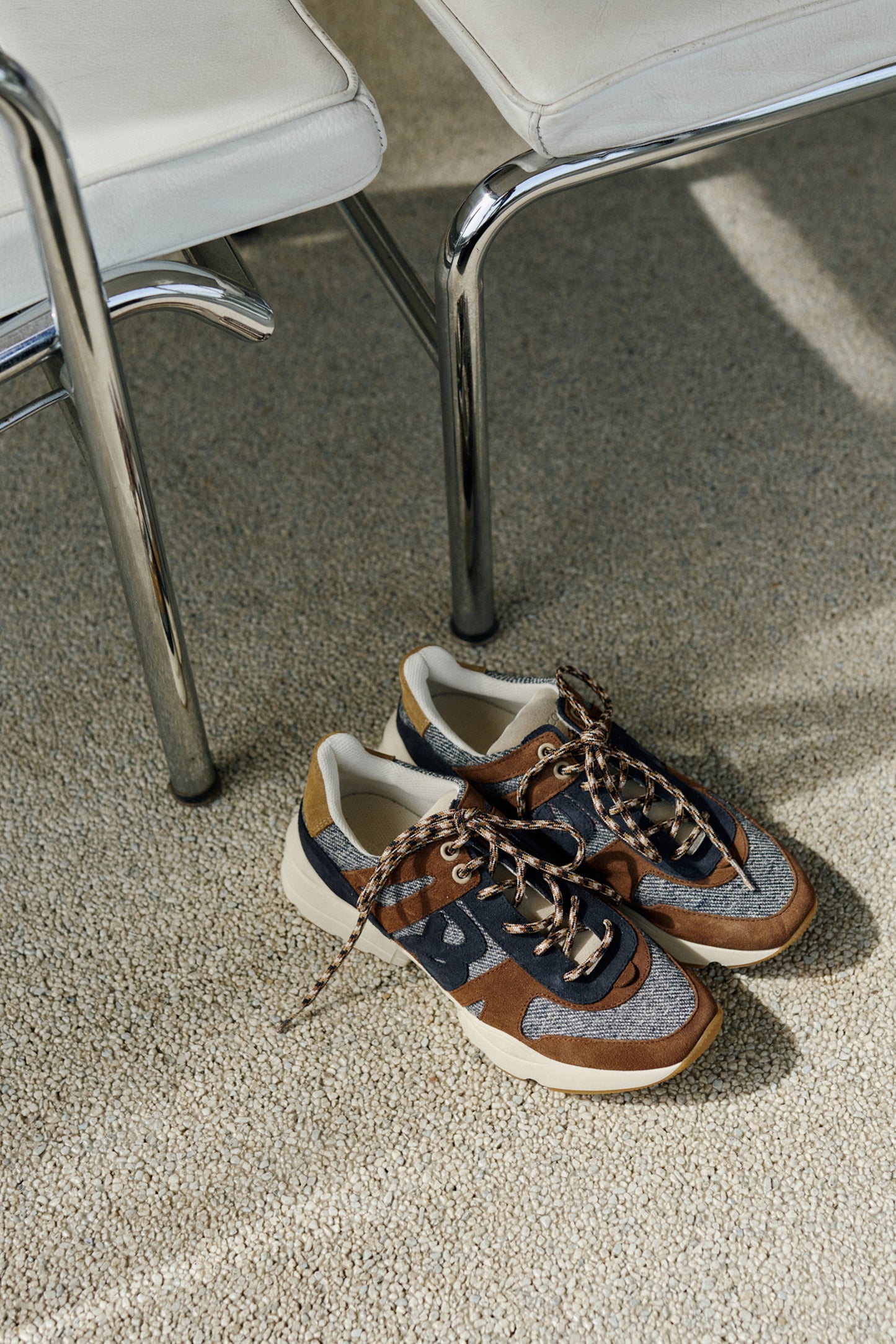 [CL] LEATHER & WOOL SNEAKERS