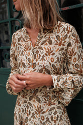 SMOCK-DETAIL SHIRT