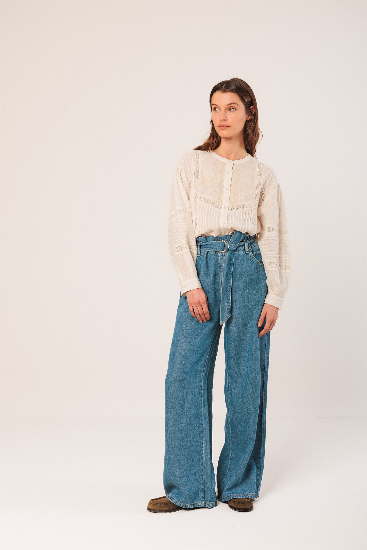 [CL] ETHNIC EMBROIDERED SHIRT