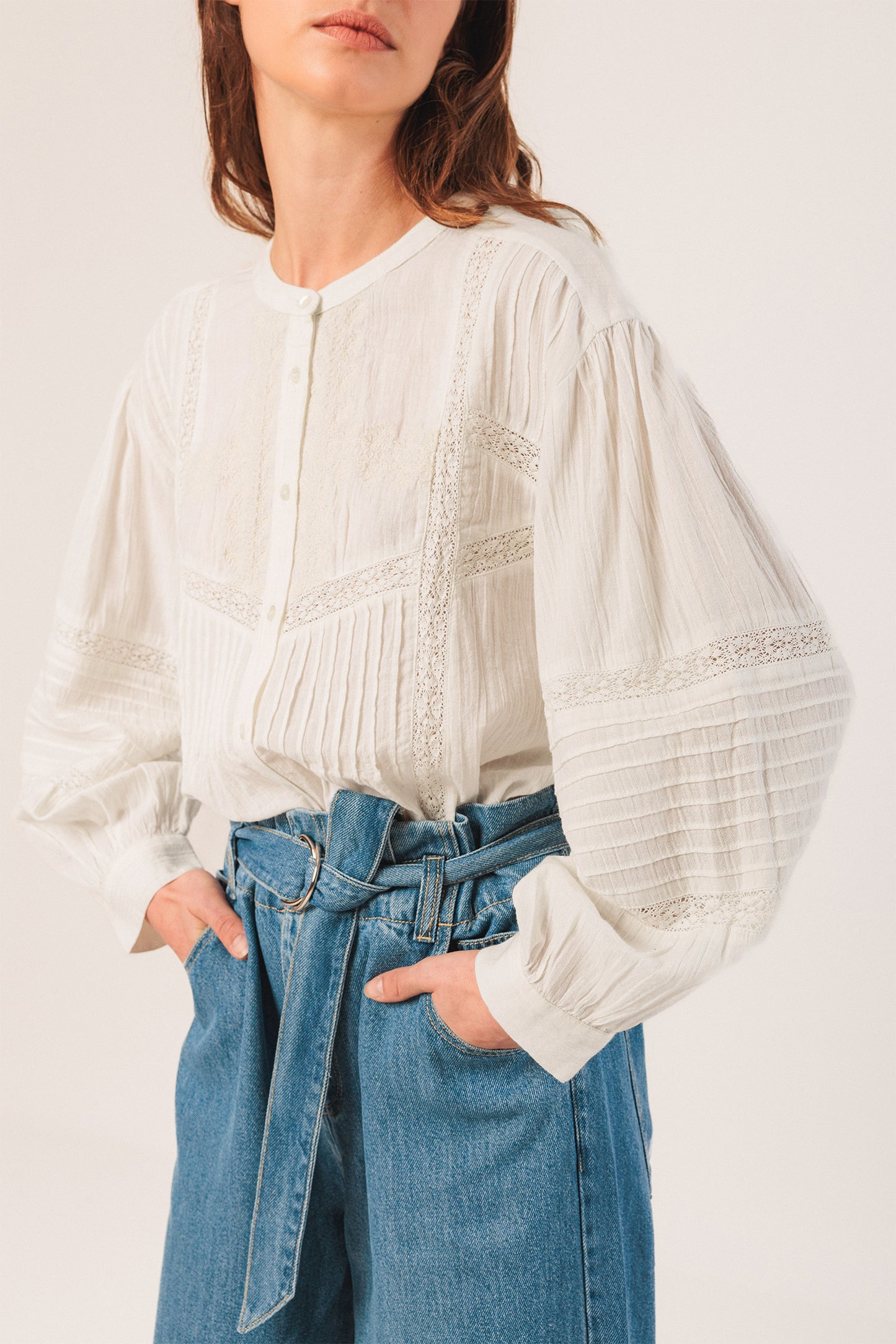 [CL] ETHNIC EMBROIDERED SHIRT