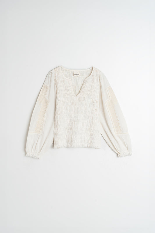 [CL] ETHNIC EMBROIDERED BLOUSE