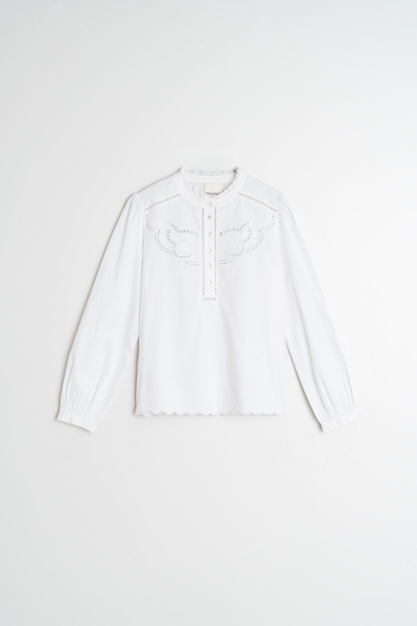EMBROIDERED TRIMMED BLOUSE