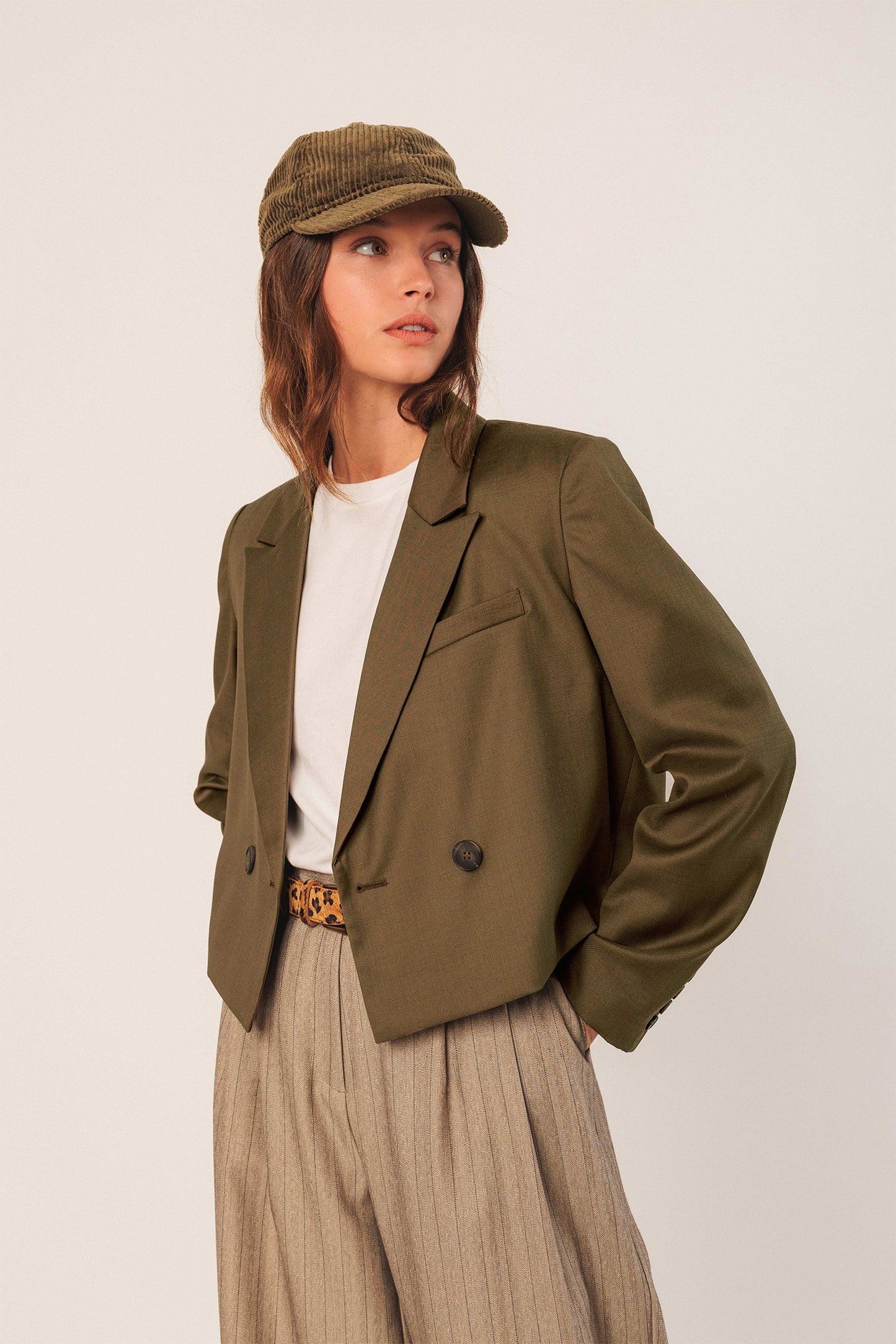 LAPEL CROP BLAZER