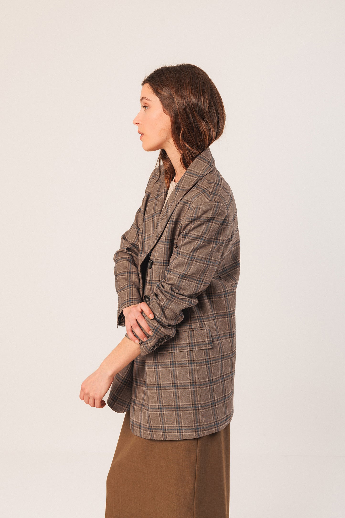DOUBLE-BREASTED BLAZER