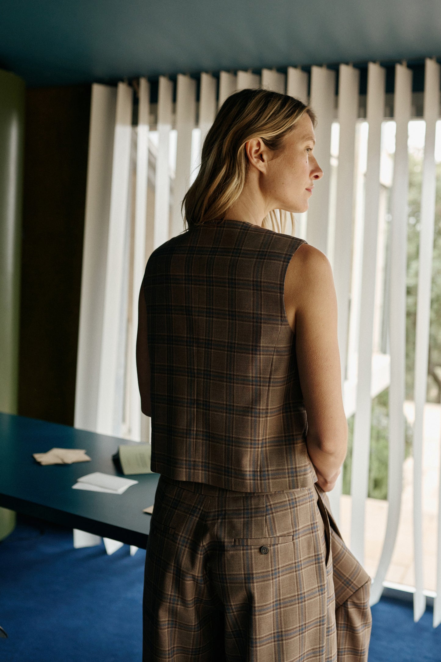 [CL] DOUBLE CROSSOVER VEST