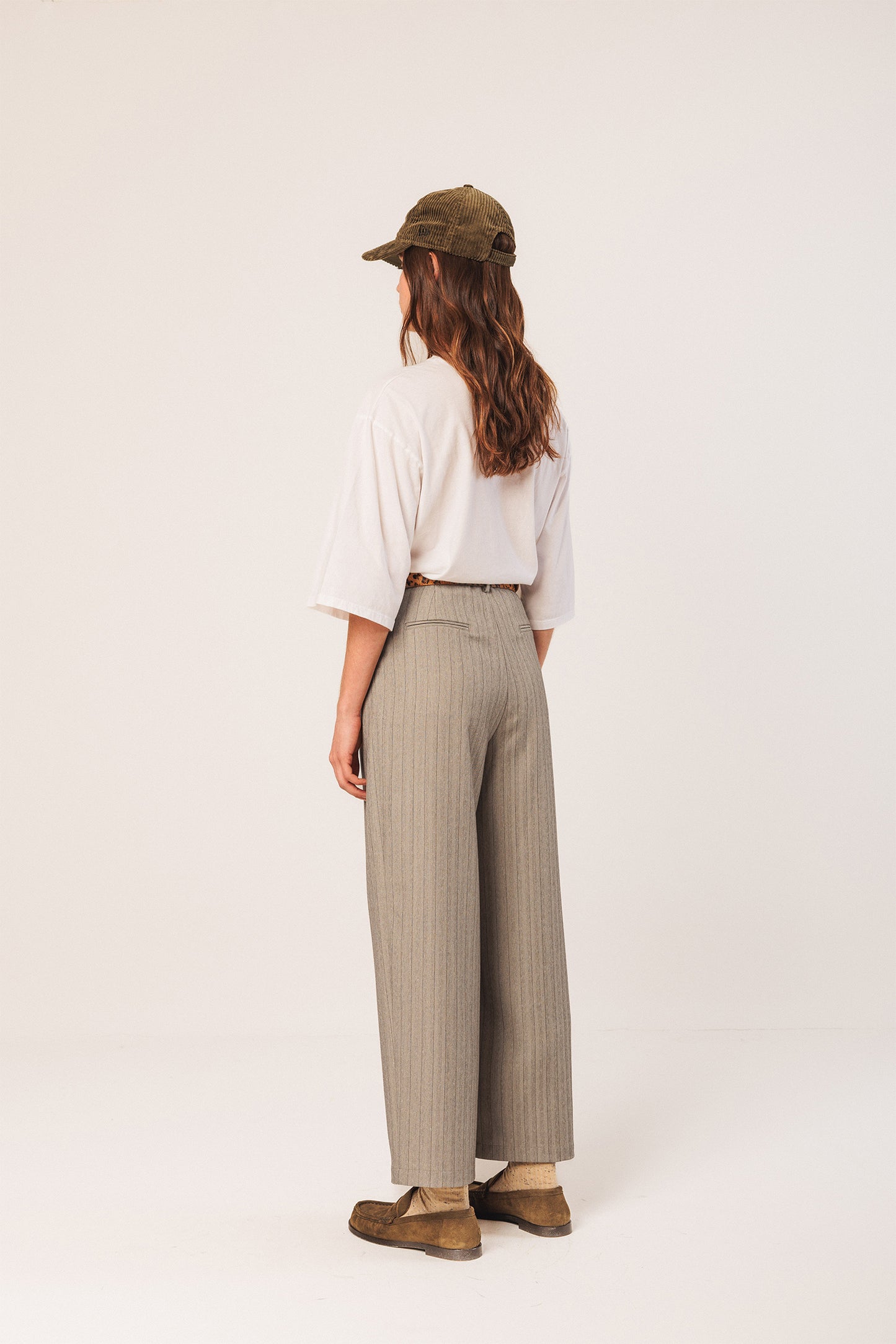 CORDUROY CARROT PANTS