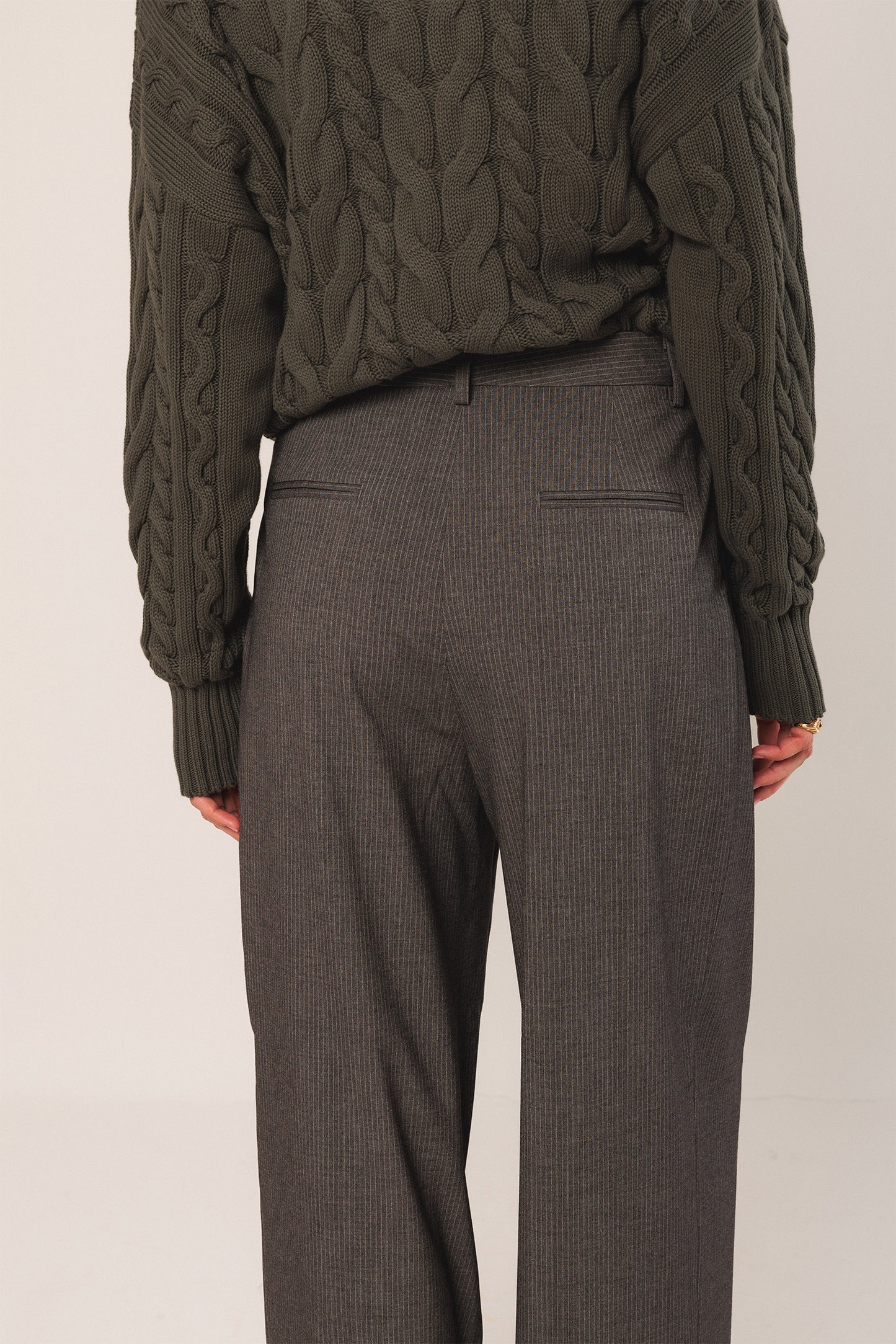 CORDUROY CARROT PANTS