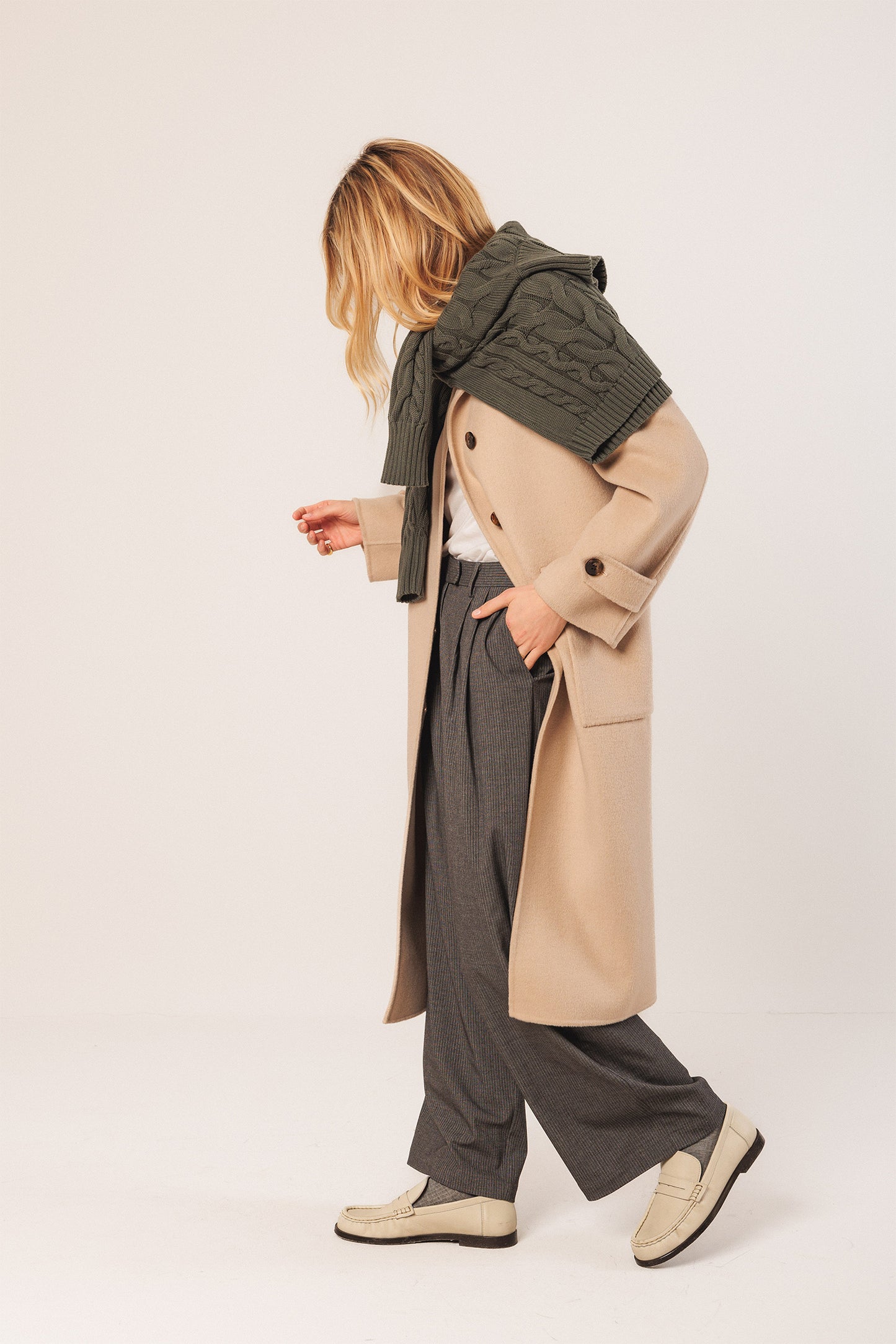 CORDUROY CARROT PANTS
