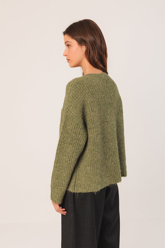 JACKET WITH LOOSE-KNIT DETAILS 3