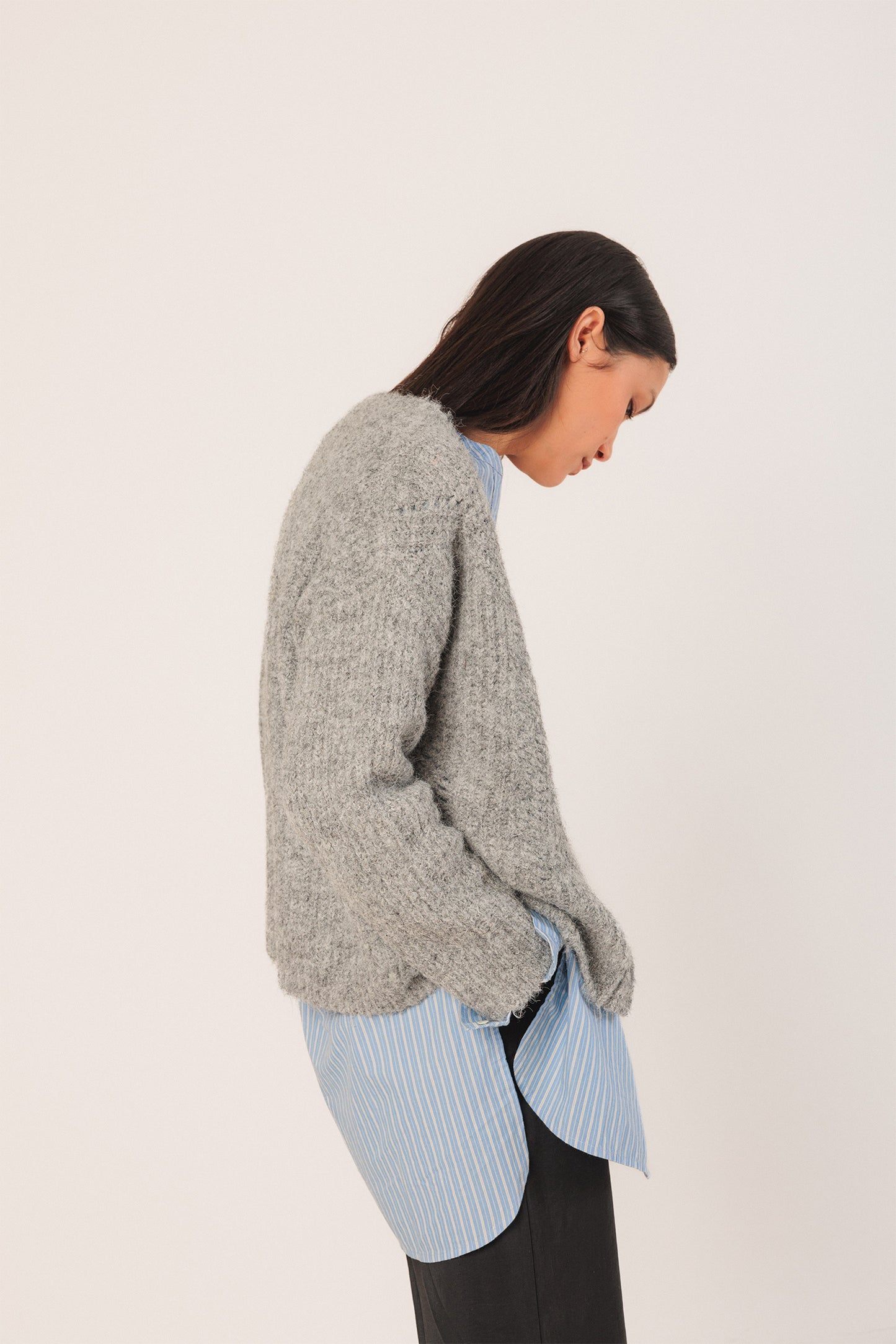 JACKET WITH LOOSE-KNIT DETAILS