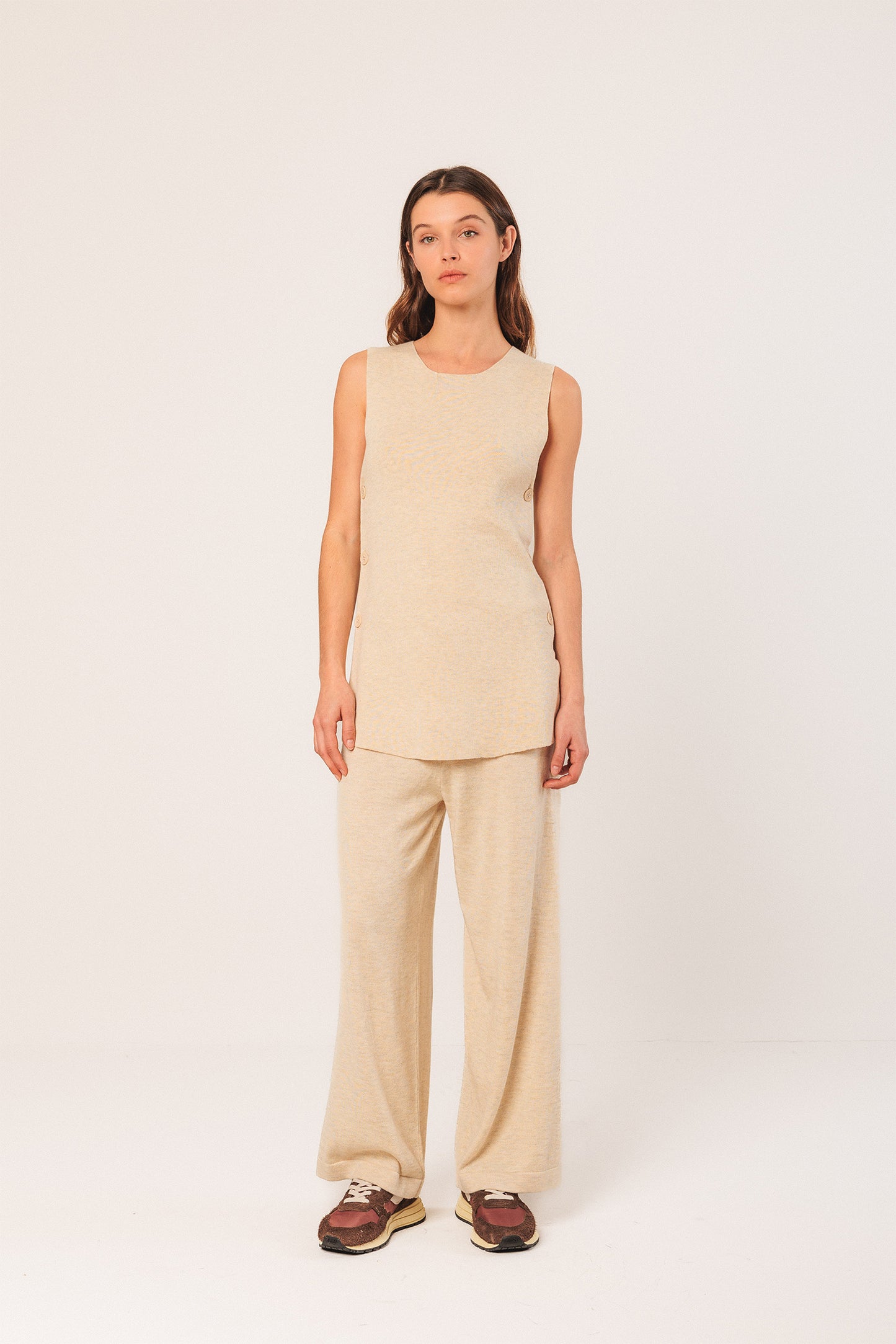 [CL] LONG BUTTONED VEST