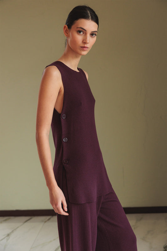 LONG BUTTONED VEST 1