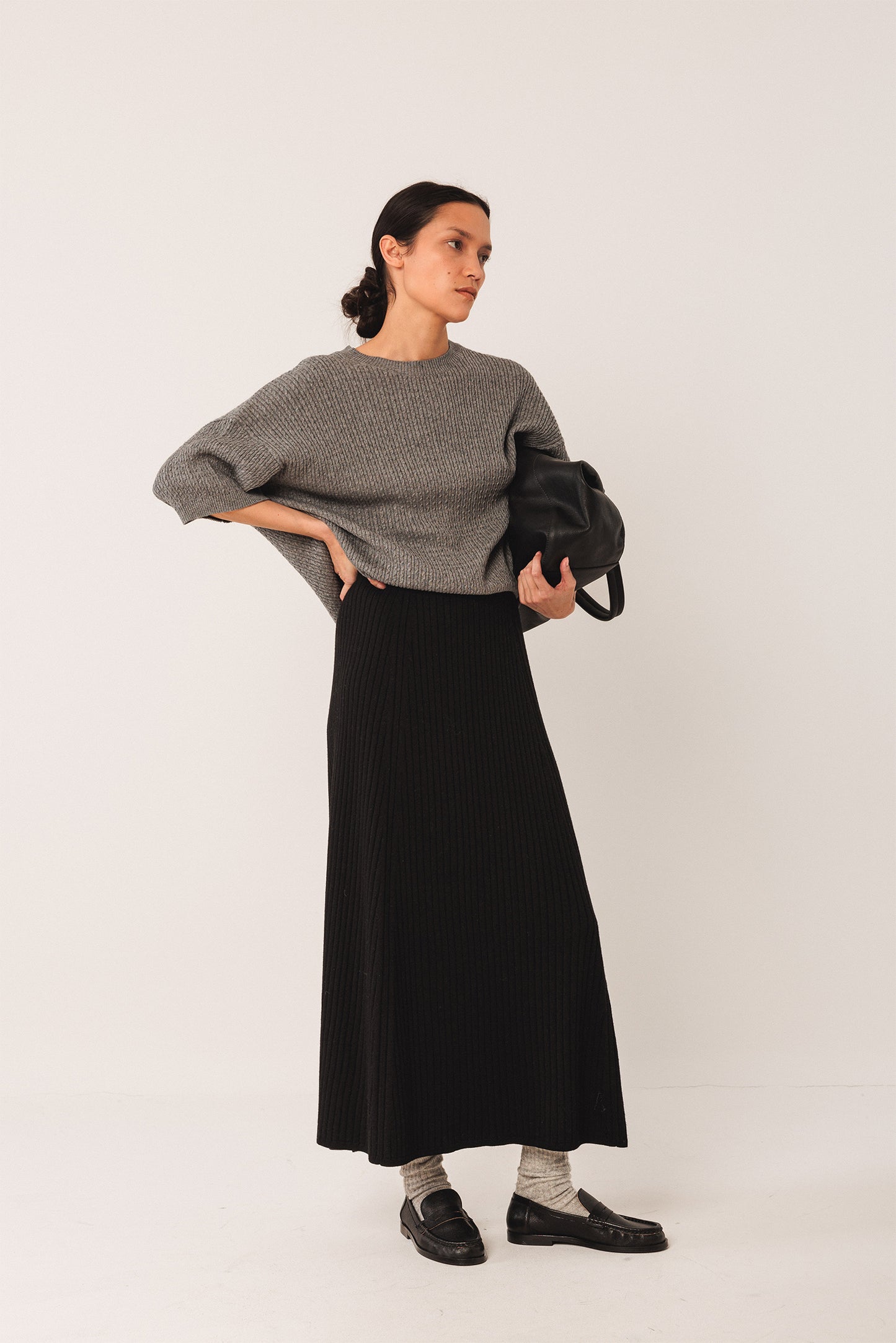 [CL] RIBBED KNIT SKIRT