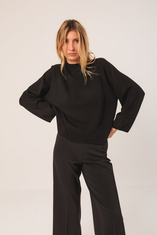 RIBBED SWEATER WITH PERKINS COLLAR