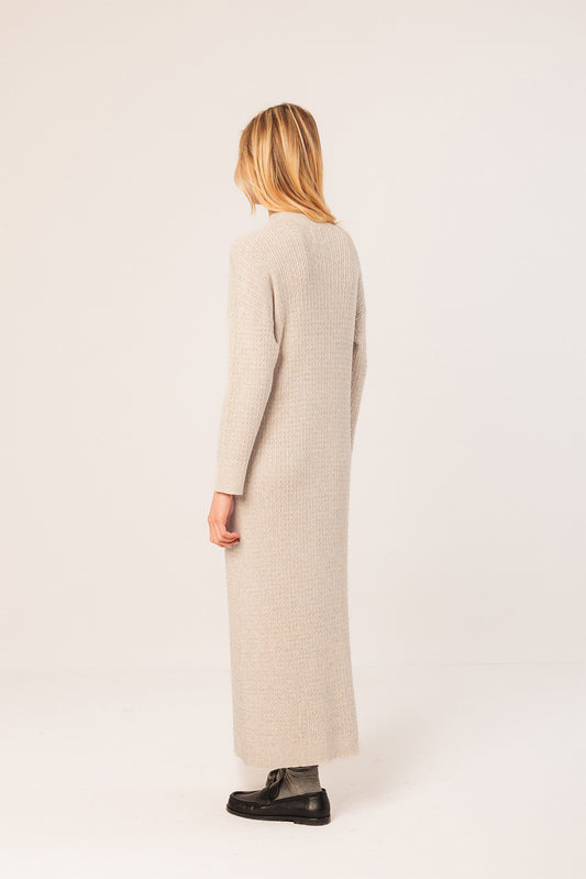 WIDE CABLE-KNIT DRESS 4
