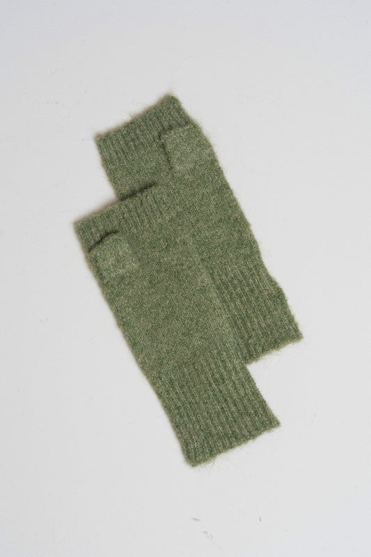 COLORFUL KNITTED MITTENS 4