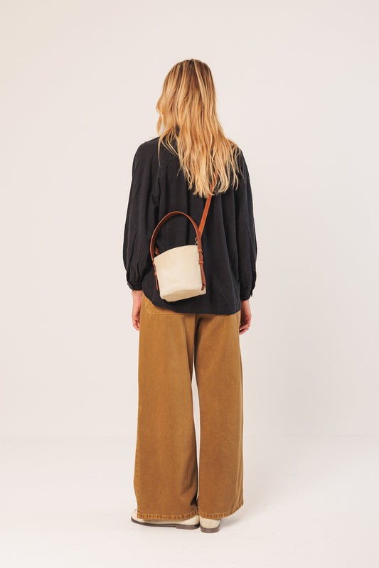 [CL] LEATHER HAND TOTE BAG 4