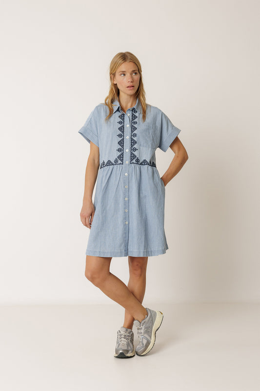 [CL] EMBROIDERED SHIRT DRESS