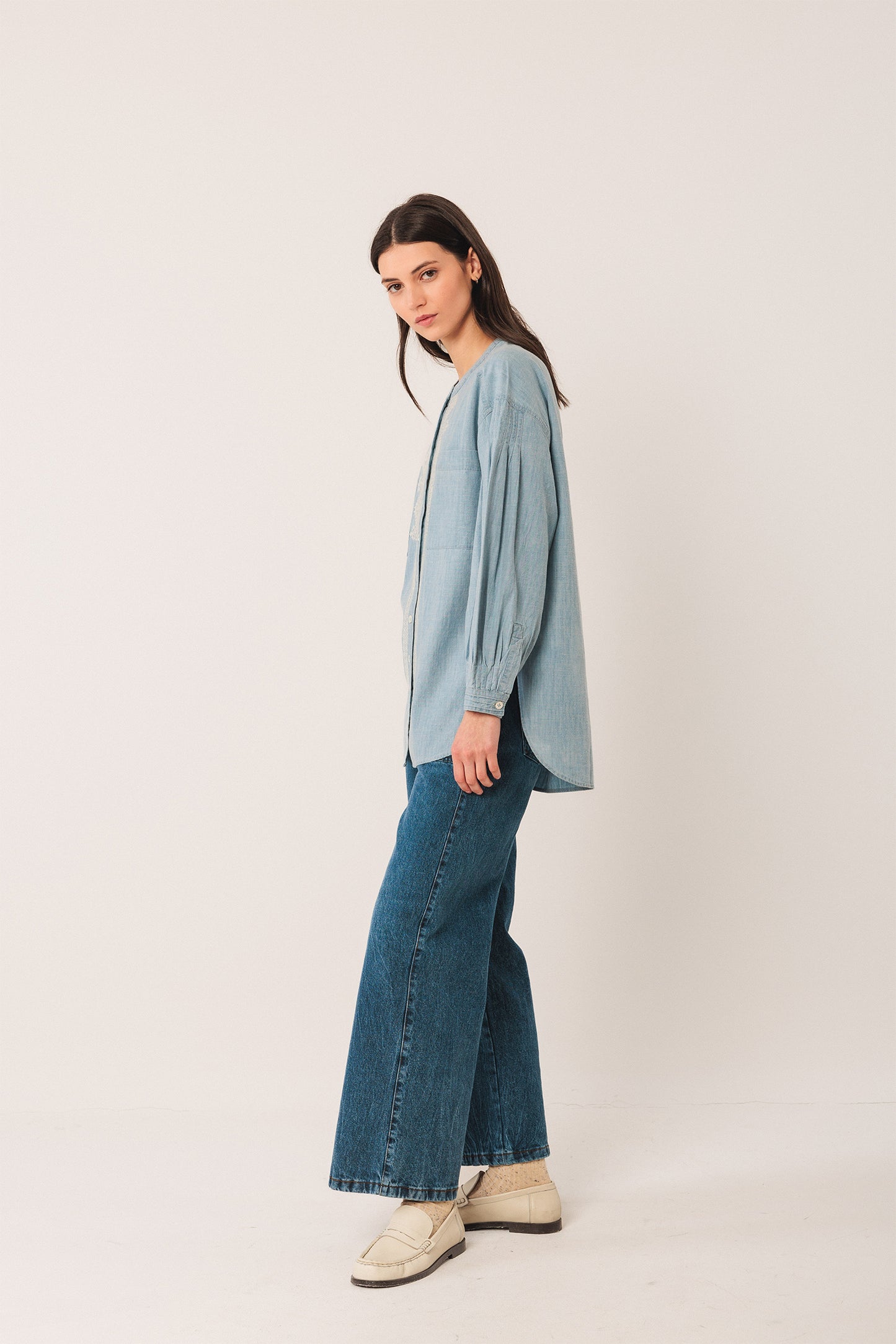 [CL] COLLARLESS DENIM SHIRT