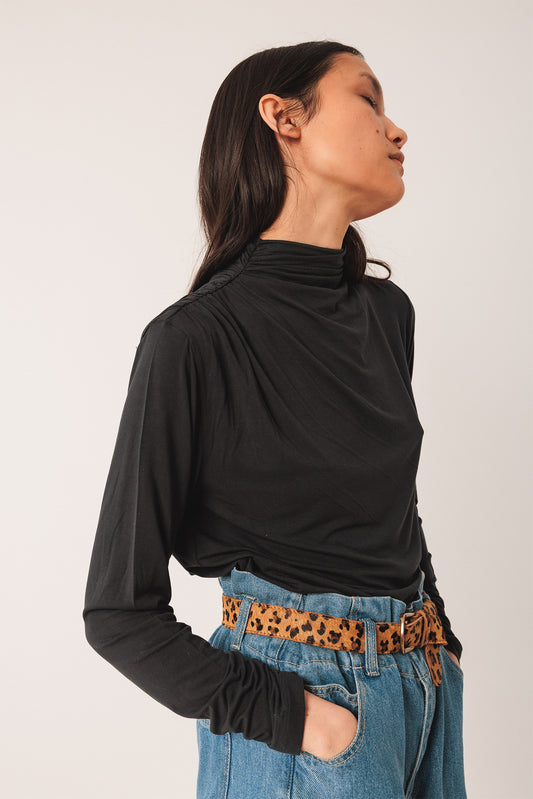 RUFFLED-COLLAR T-SHIRT