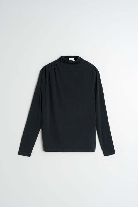 RUFFLED-COLLAR T-SHIRT