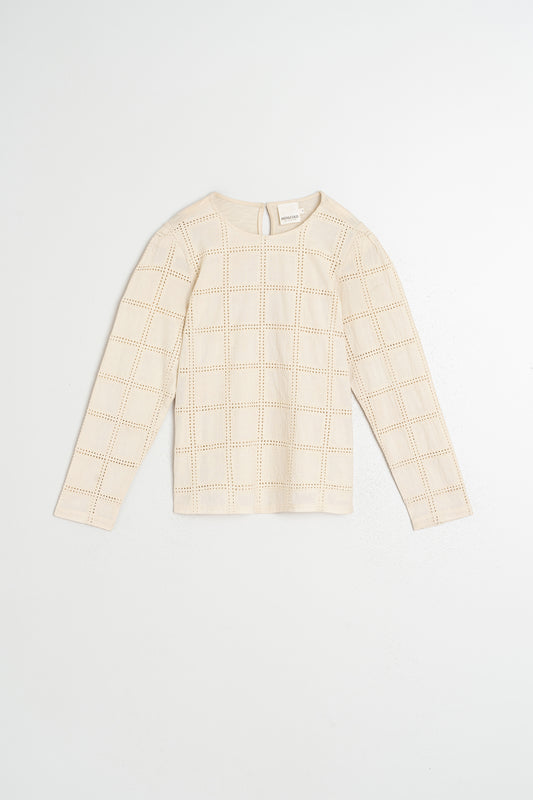 EMBROIDERED CONTRAST BLOUSE