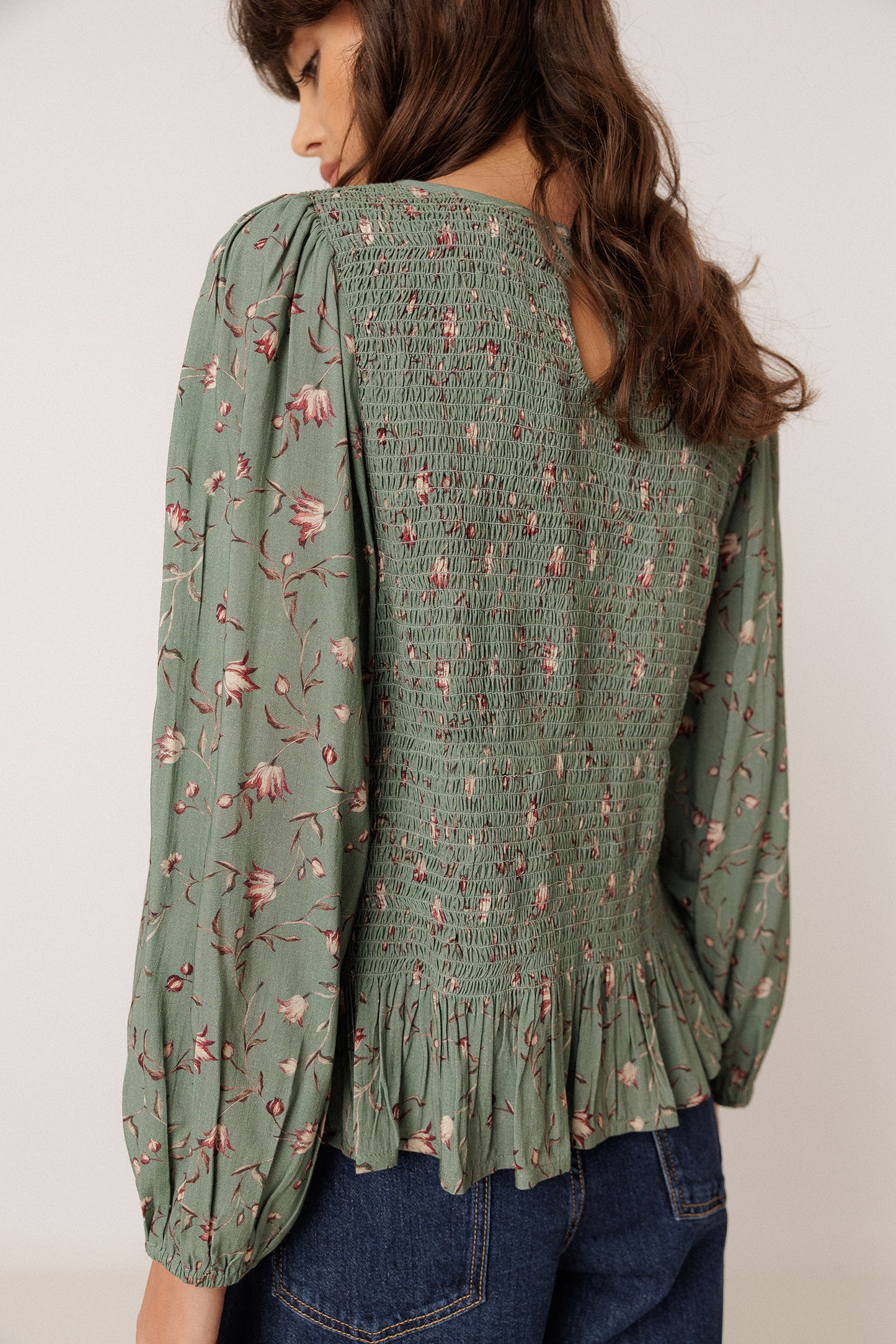 FLORAL PRINT SMOCK BLOUSE
