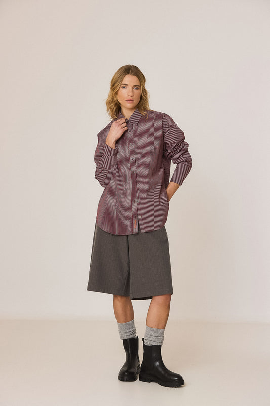 MASCULINE MULTIPOSITION STRIPED SHIRT 2