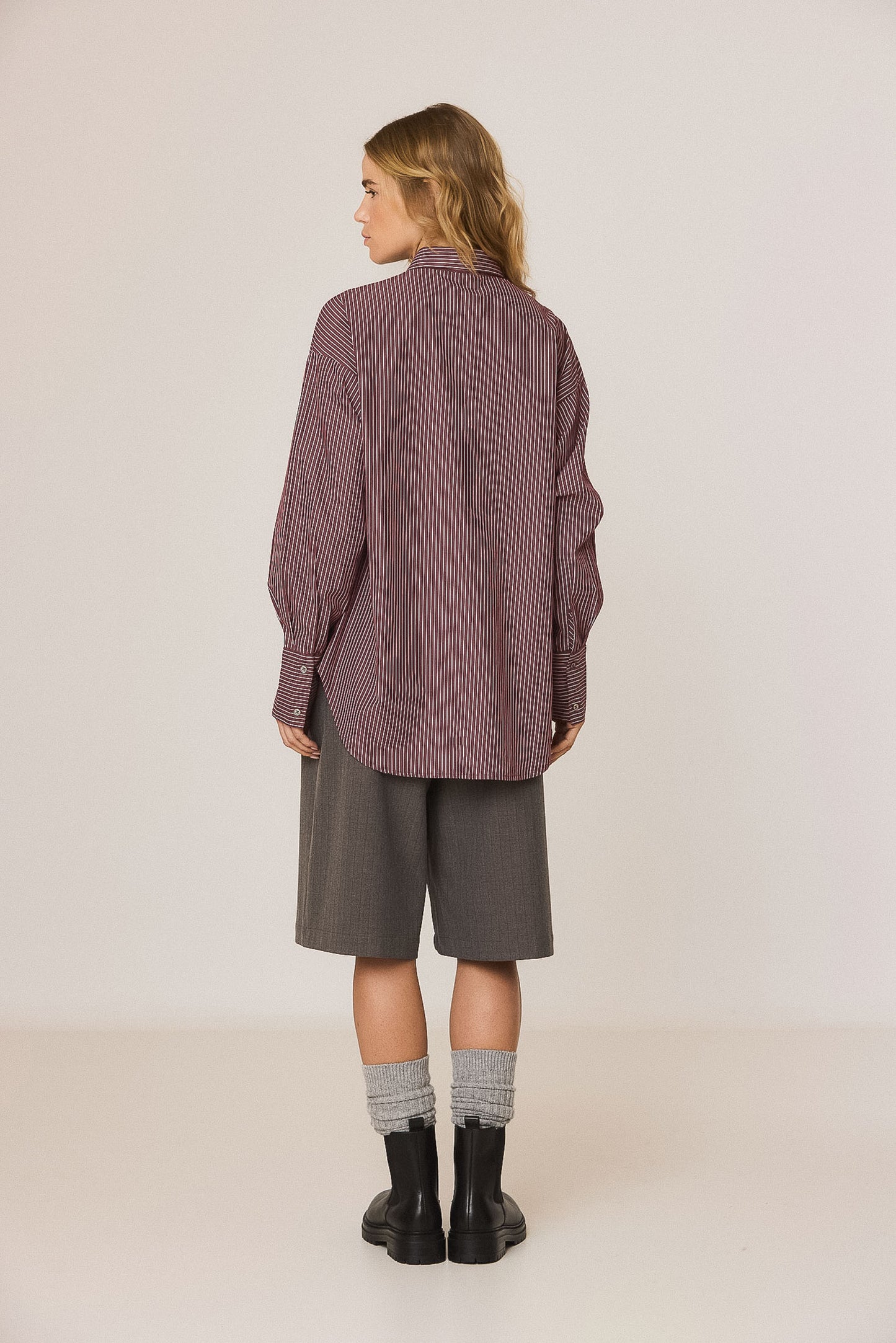MASCULINE MULTIPOSITION STRIPED SHIRT