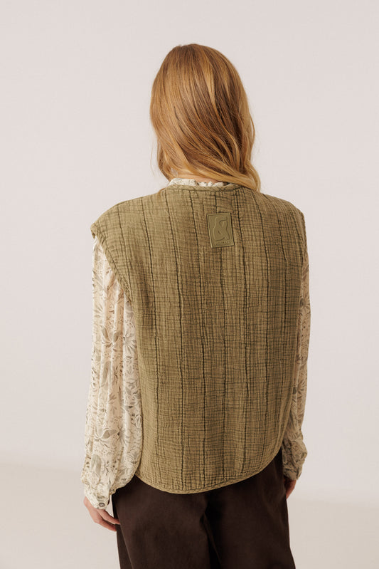 QUILTED COTTON VEST 3