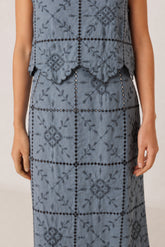 PERFORATED-EMBROIDERY PENCIL SKIRT