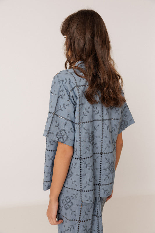 MIA PERFORATED-EMBROIDERY SHIRT 4