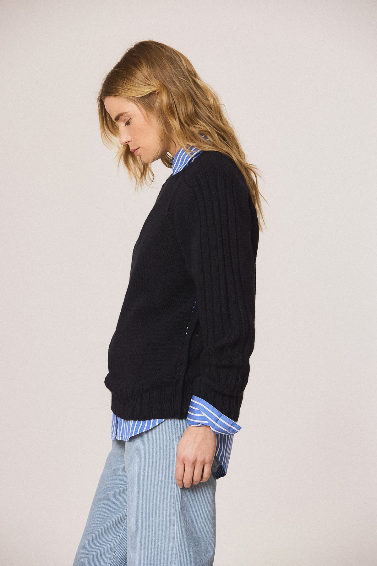 BASIC INVERTED-TEXTURE SWEATER