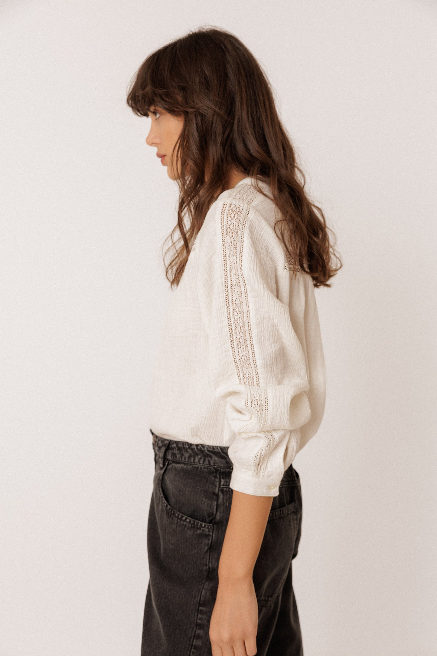 COMBINATION SHIRT WITH LACE