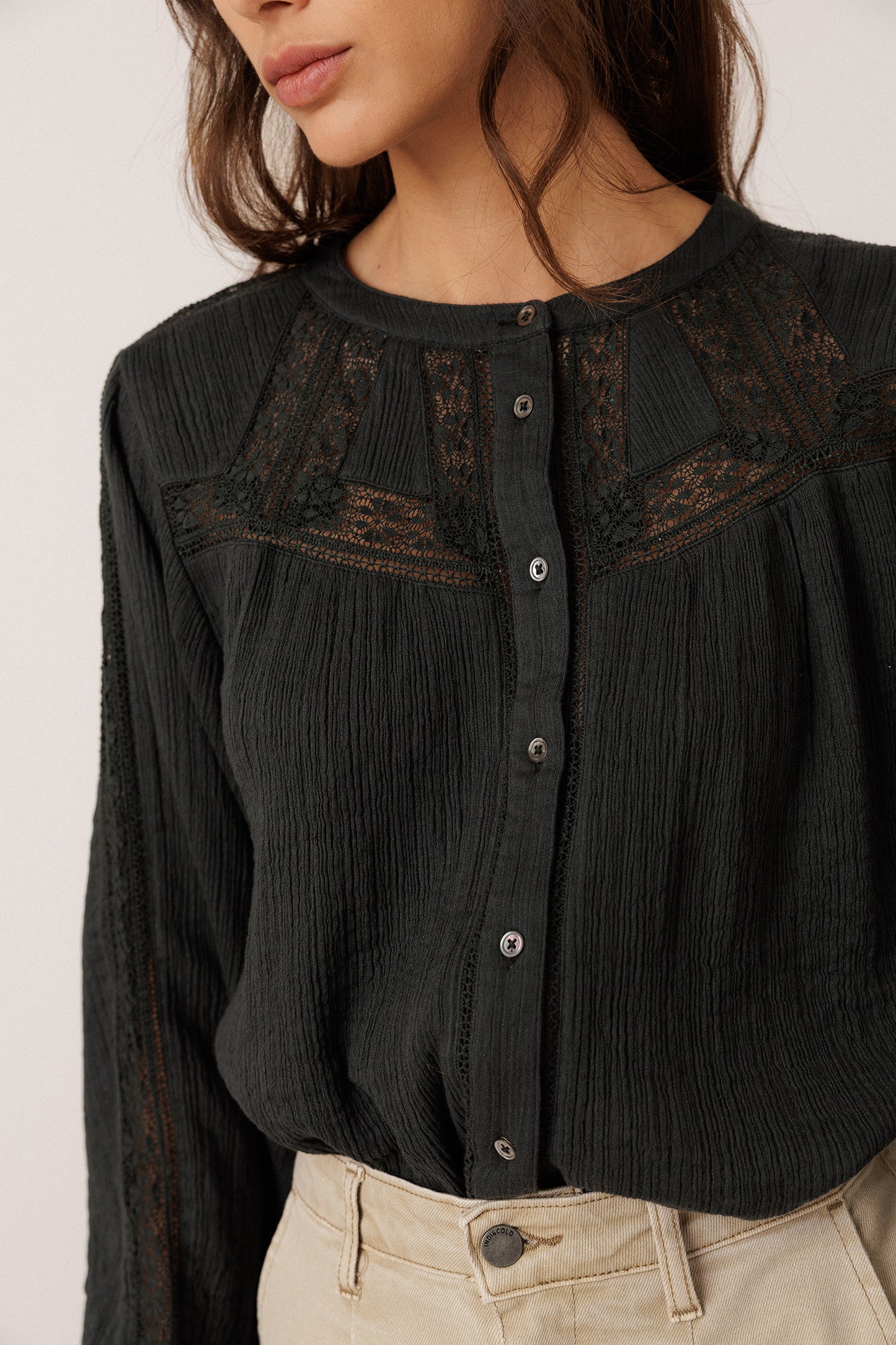 COMBINATION SHIRT WITH LACE