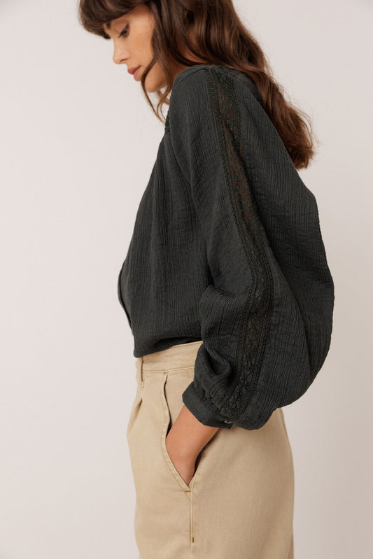 COMBINATION SHIRT WITH LACE 3