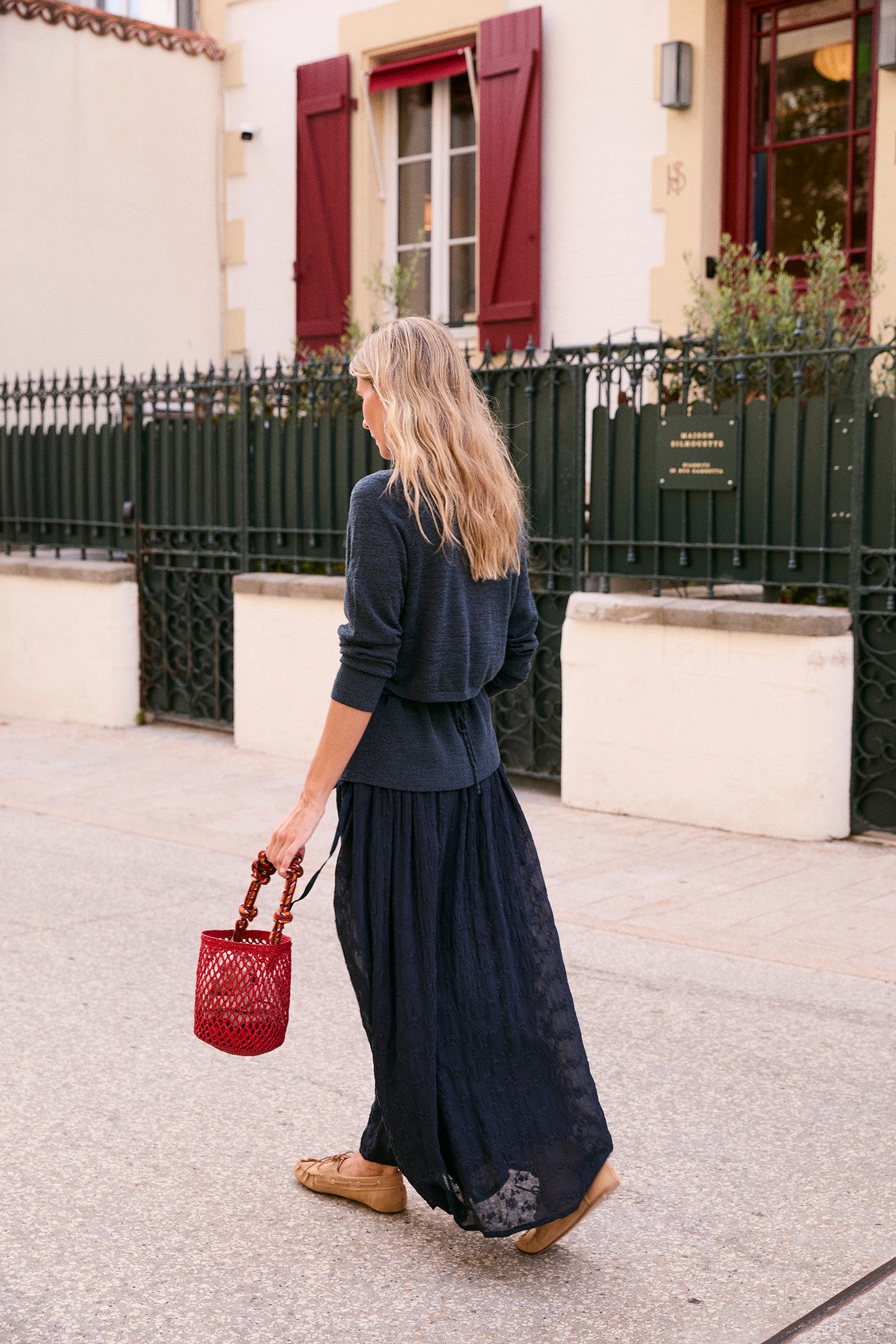 EMBROIDERED ROMANTIC SKIRT
