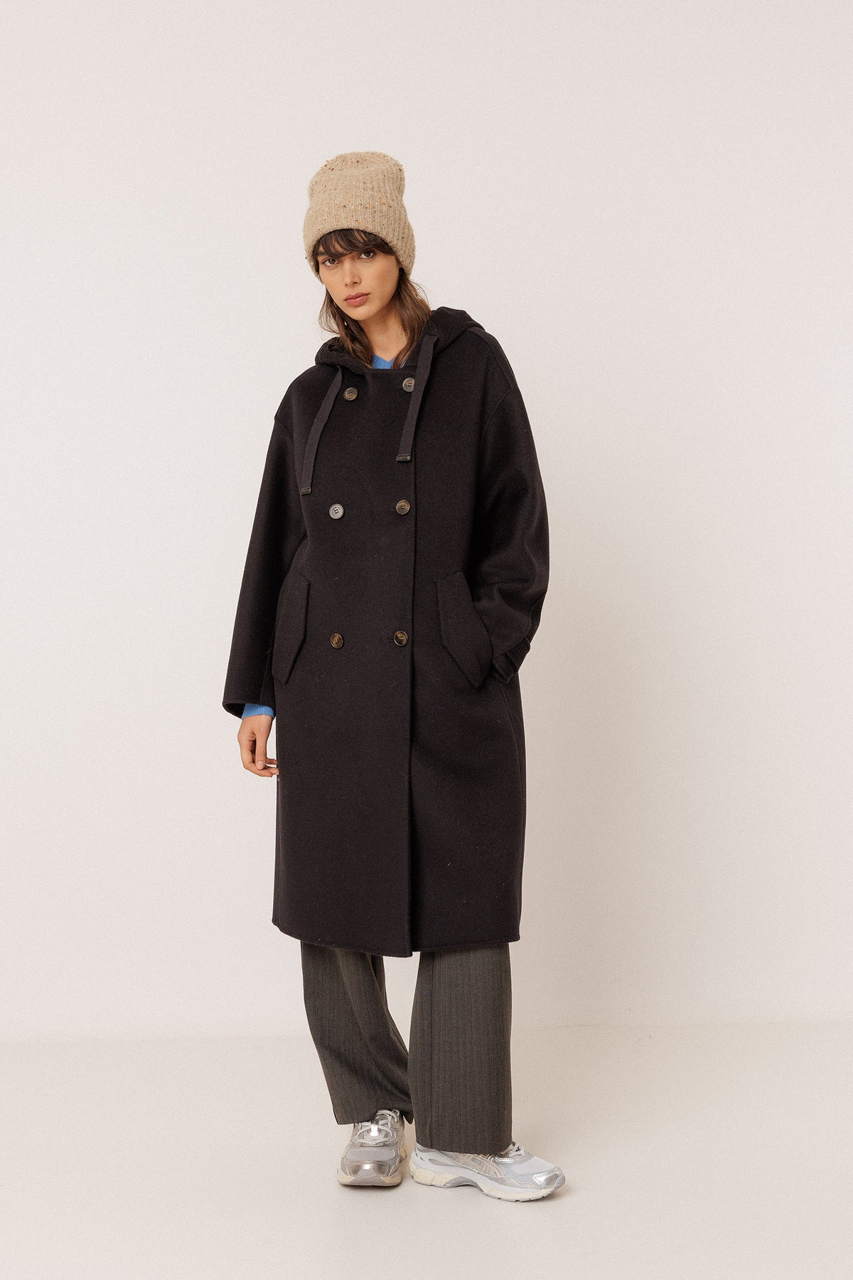 WOOL MAXI COAT WITH HOOD