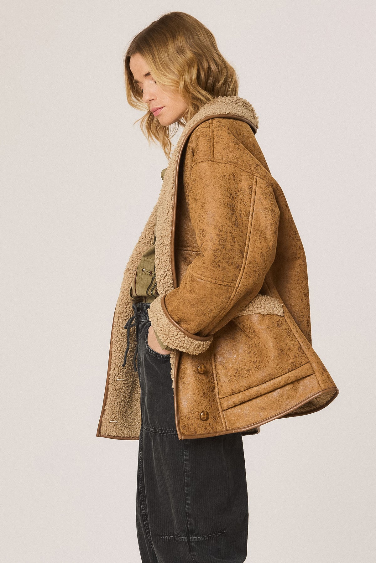 VINTAGE SUEDE-EFFECT PELISSE